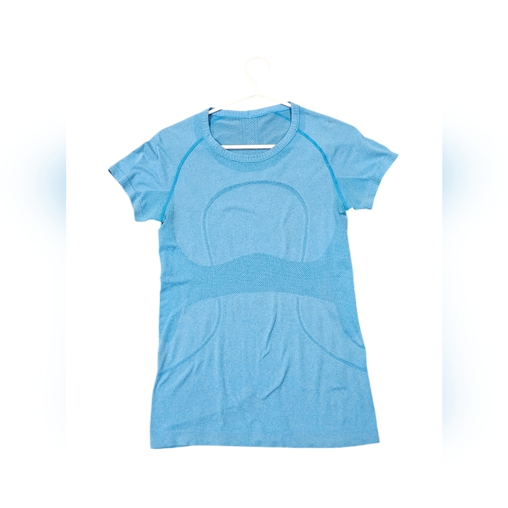 Lululemon Blue Short Sleeve Top,Size 6